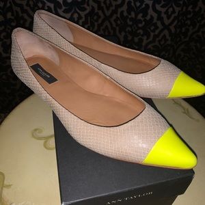 Ann Taylor leather flats